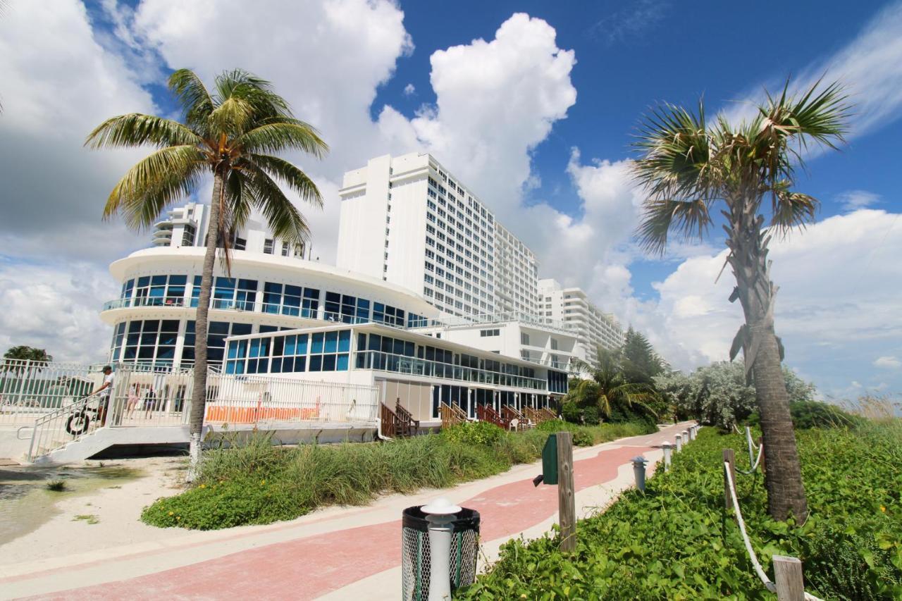 Castle 1029 Balcony Studio With Ocean View, Pool, Tennis And Free Parking Miami Beach Esterno foto